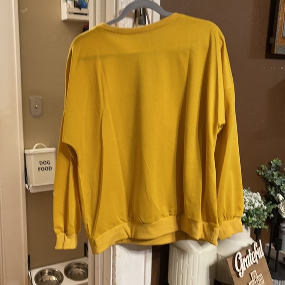 Pullover - Picture 2 of 2